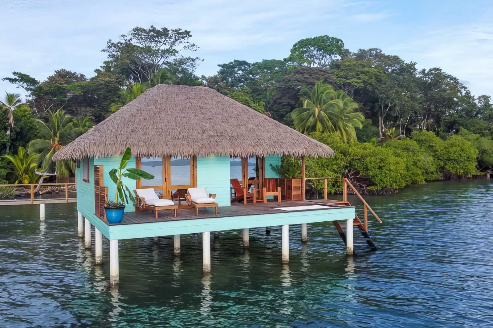 Duck egg-blue Sol Bungalow in Bocas del Toro with netted floors and direct sea access