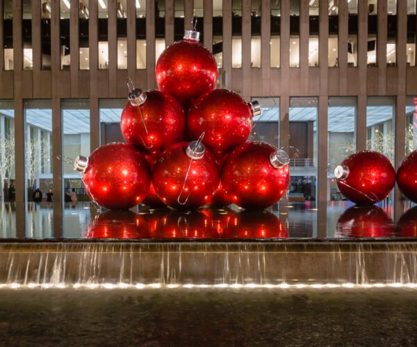 13 Best Things to Do for Christmas in NYC